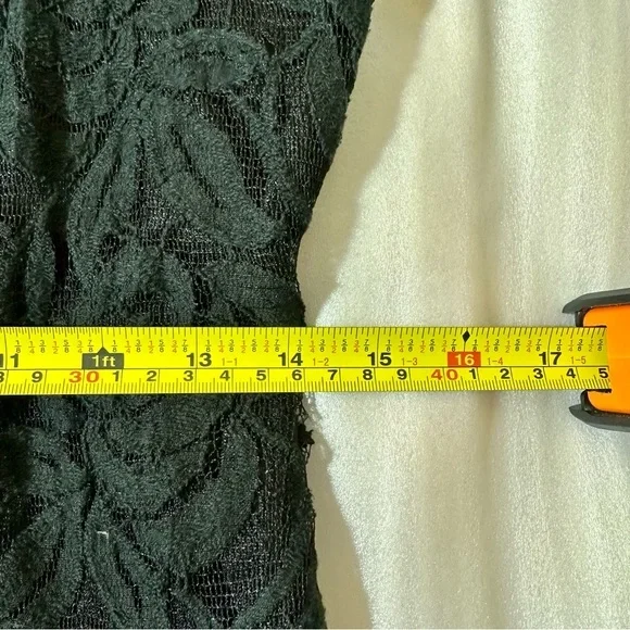 4/$35 Anthropologie Blue Bird Lace Vest - Picture 6 of 7